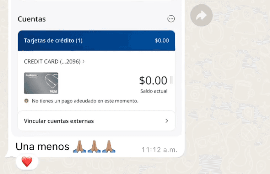 Mensaje de una clienta mostrando el balance de su tarjeta de crédito en cero
